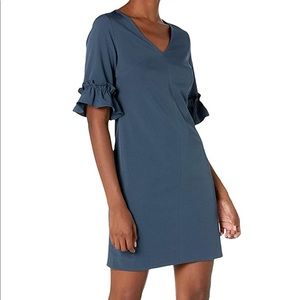 Ruffle Half Sleeve V-Neck Sheath Dress